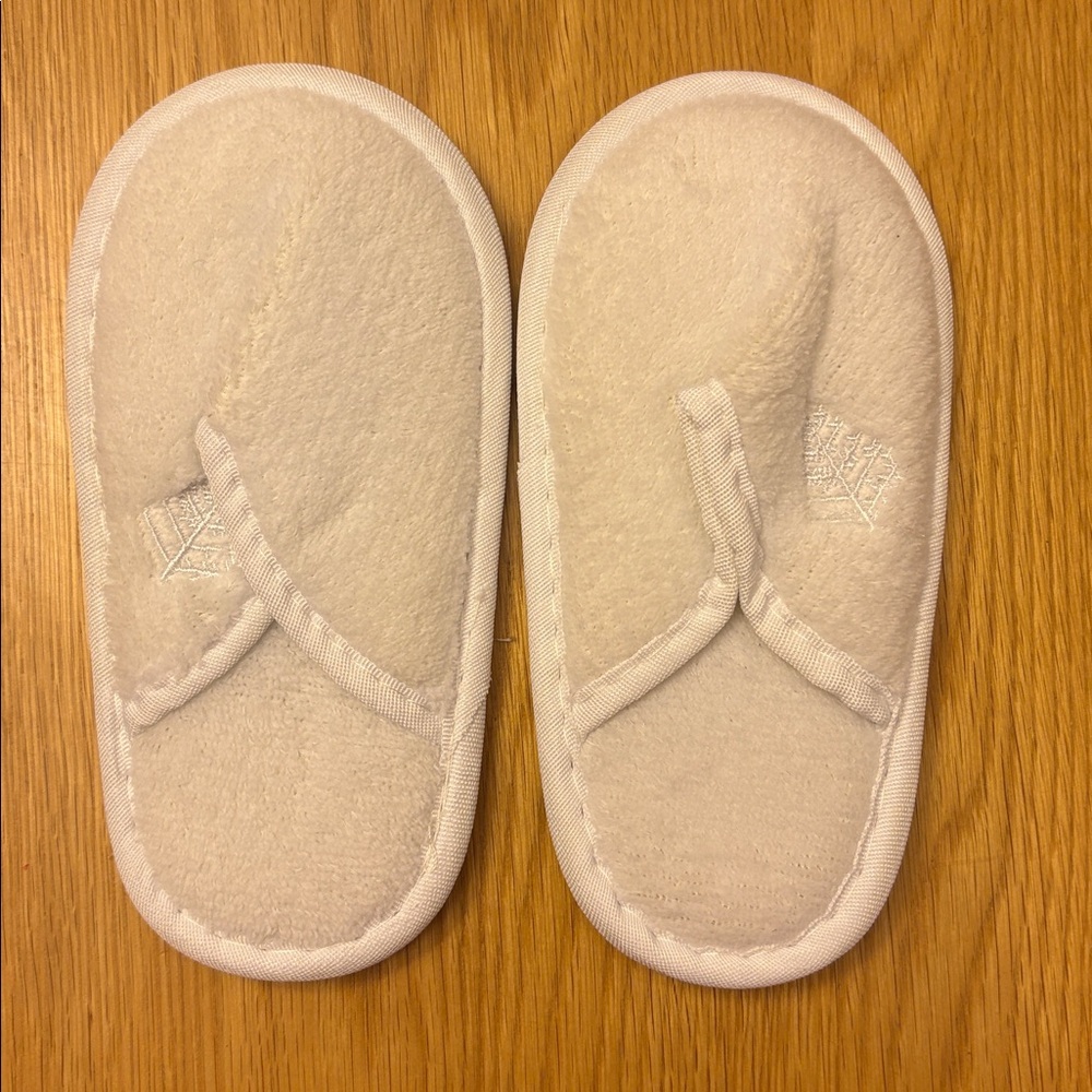 Kids Four Seasons Hotel Child Slippers